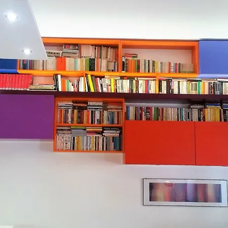 Color & Design * روما